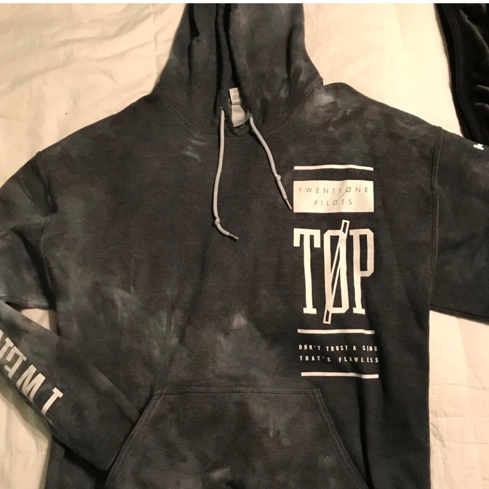 Twenty One Pilots Large Tour Hoodie